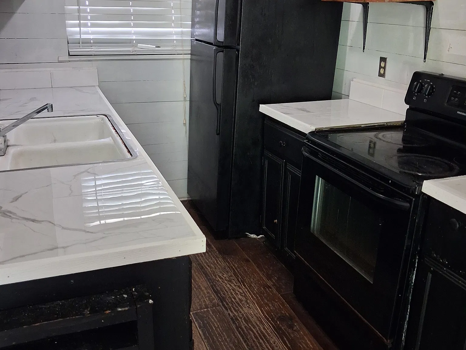 3 bed, 1325 sqft, $1,090 — Photo 3