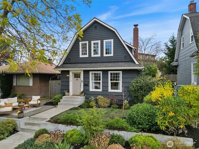 2114 45th Avenue SW, Seattle, WA, 98116