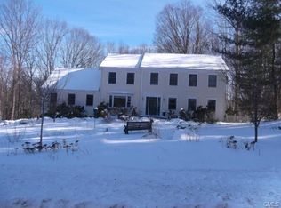 16 Starr Ln, Bethel, CT 06801