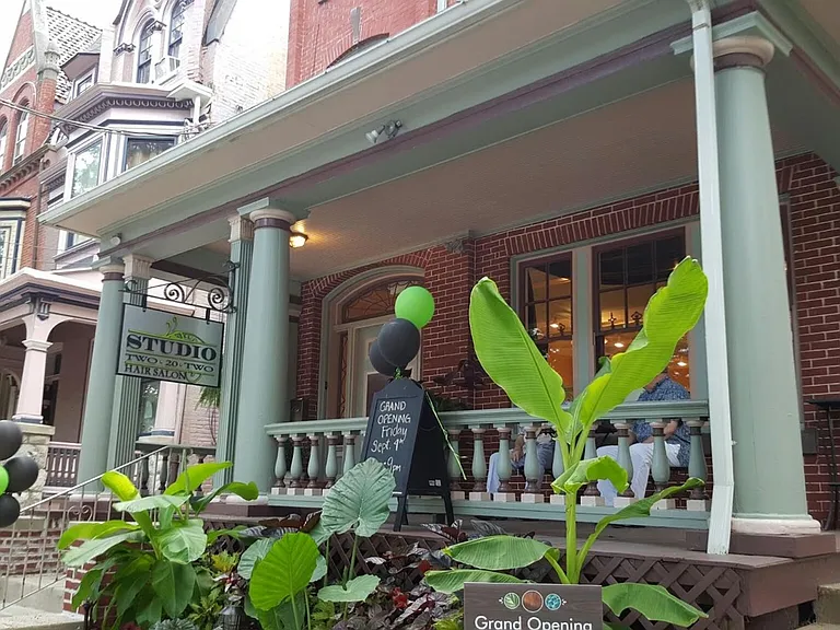 428 N Duke St — Photo 5