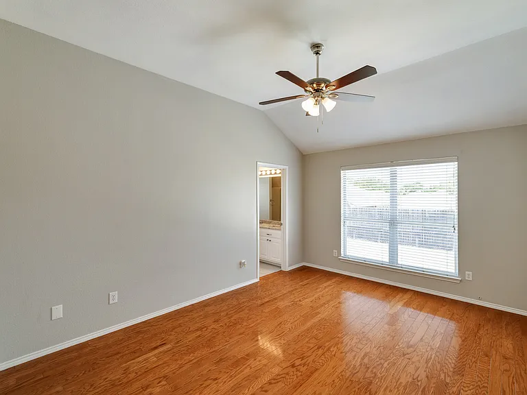7229 Specklebelly Ln — Photo 18