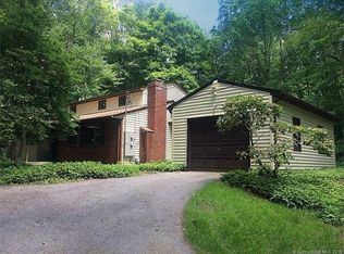22 Russet Ln, Mansfield, CT 06268