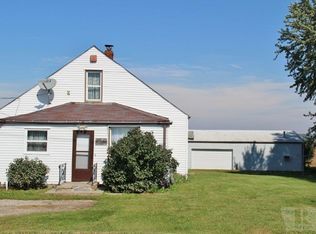 2226 Shady Oaks Rd, Marshalltown, IA 50158