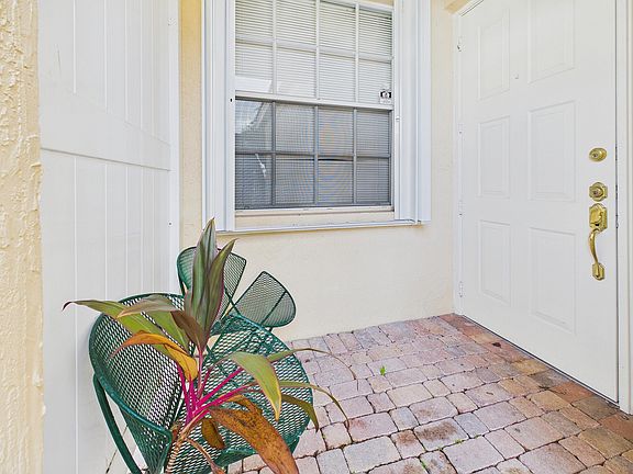 3rd image of 7032 Cataluna Circle