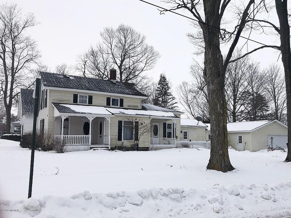 2nd image of 161 S 2nd St