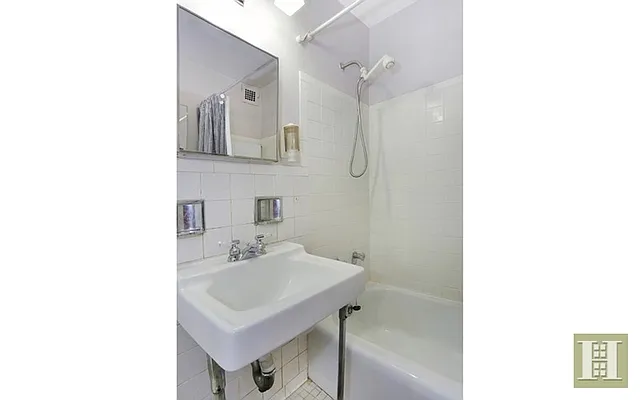 Sold by Halstead Real Estate | media 31