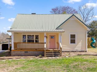 565 Jones Rd, La Fayette, GA 30728