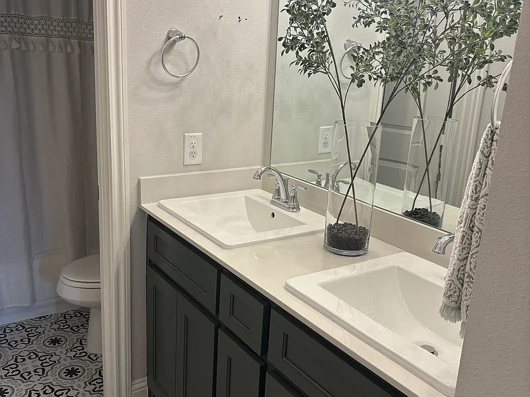 6668 Windfall Dr — Photo 28