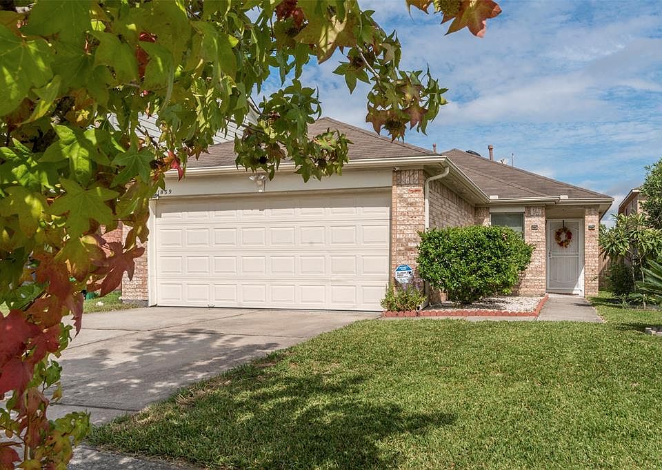 1st image of 11839 Eagle Island Ln