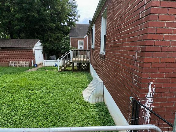 4th image of 3221 Greenland Ave NW