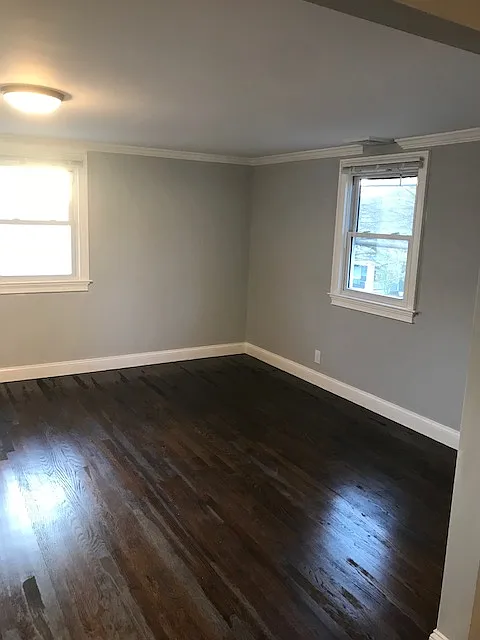 3 bed, 1200 sqft, $3,300 — Photo 4