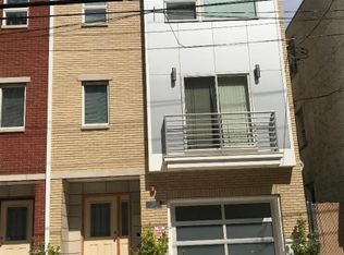 26 Oxford St, Newark, NJ 07105
