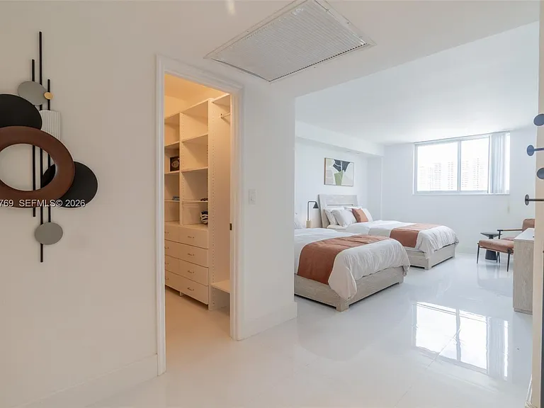 19370 Collins Ave #902 — Photo 9