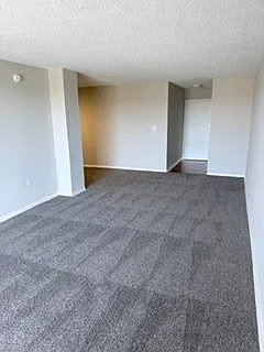 Steward Tower Apartments — Photo 3
