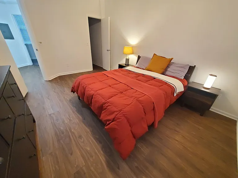 4220 Wilshire Blvd #105-C — Photo 33