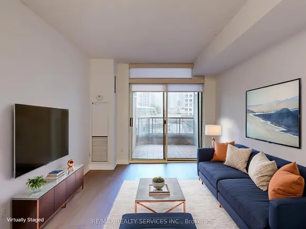 3880 Duke Of York Blvd #504, Mississauga, ON L5B 4M7