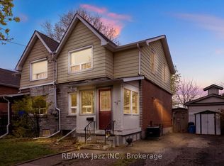 636 Carnegie Ave, Oshawa, ON L1G 4R3