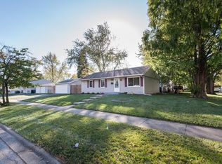 40 N Walnut Ln, Glenwood, IL