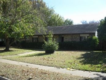 1st image of 1804 Japonica Ln
