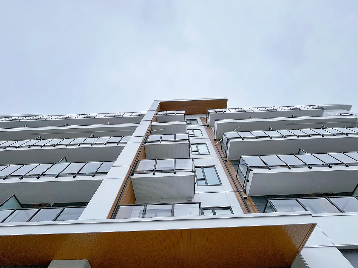 Building Photo - 1380 Pridham Ave