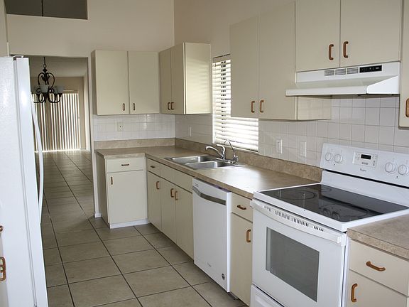 5th image of 11122 Shadybrook Dr