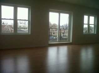 6621 W George St UNIT 100, Chicago, IL 60634
