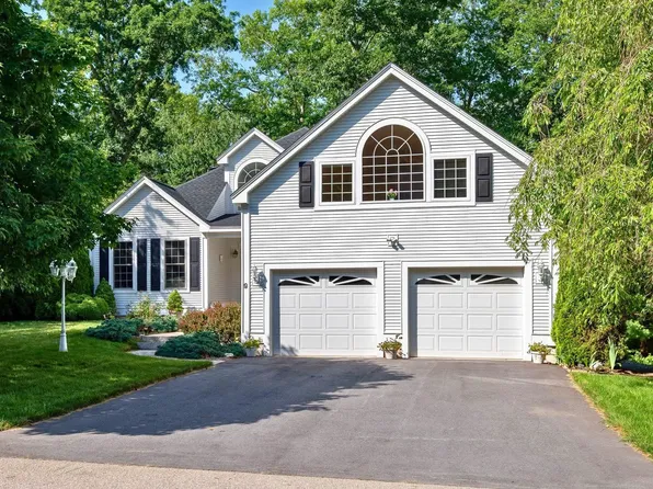 9 Katie Lane, Hampton, NH 03842