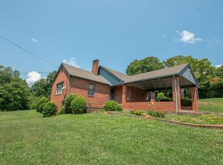 378 Wilkie St, Franklin, NC 28734