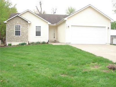 115 E Martin St, Edgerton, KS, 66021