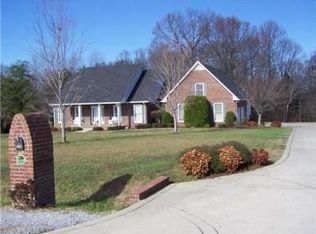 5058 Highpoint Rd, Pleasant View, TN 37146