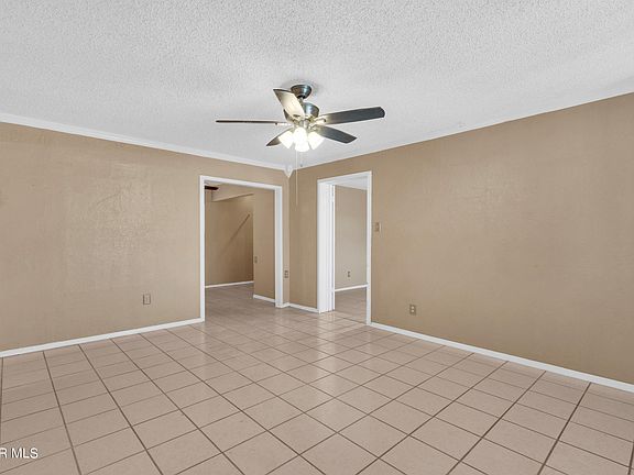 4th image of 9205 Mount Shasta Dr