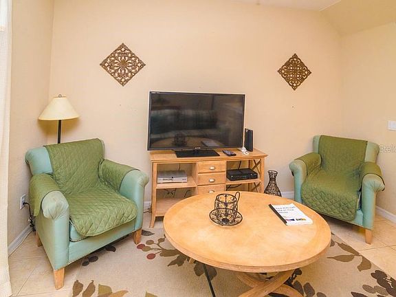 2nd image of 2398 Caravelle Cir