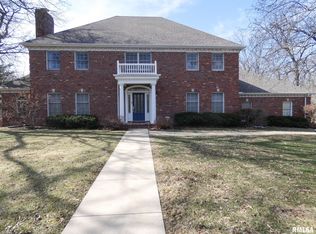 11709 N Strathmoore Ct, Dunlap, IL 61525