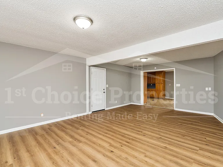 236 Clifton St — Photo 7