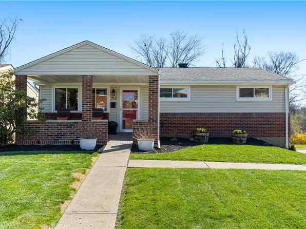 742 Lindsay Rd, Carnegie, PA 15106