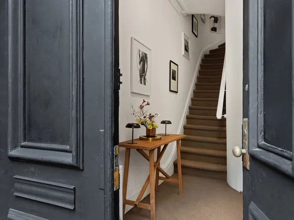 456 West 25th Street image 14 of 21