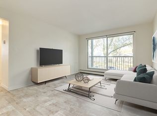 4720 46th St #5, Camrose, AB T4V 1G6