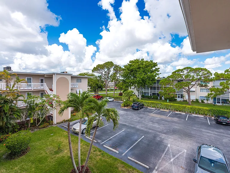 2615 Garden Dr N #307 — Photo 23