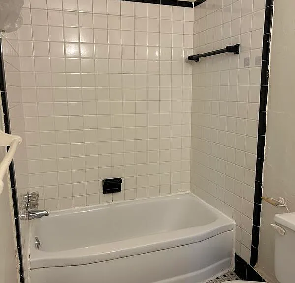 The Sherman Apartments — Photo 10