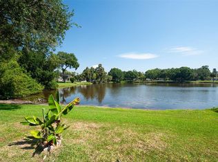 867 Pinellas Point Dr S, Saint Petersburg, FL 33705