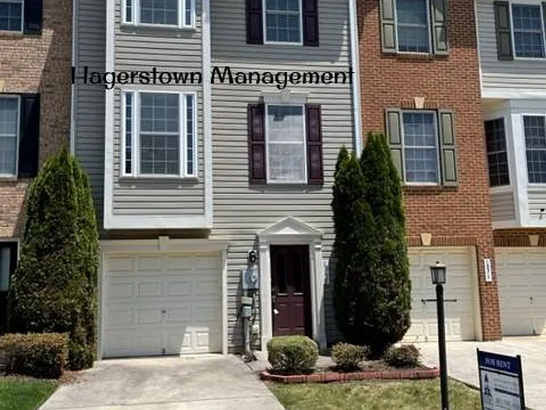 18319 Roy Croft Dr — Photo 1