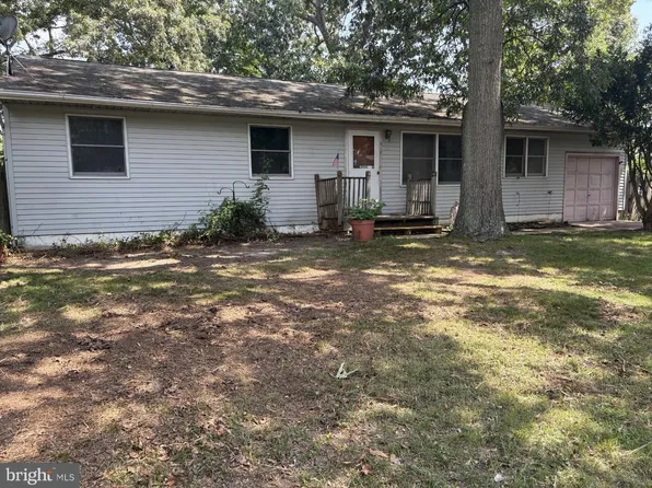 318 Laurel Blvd, Lanoka Harbor, NJ 08734