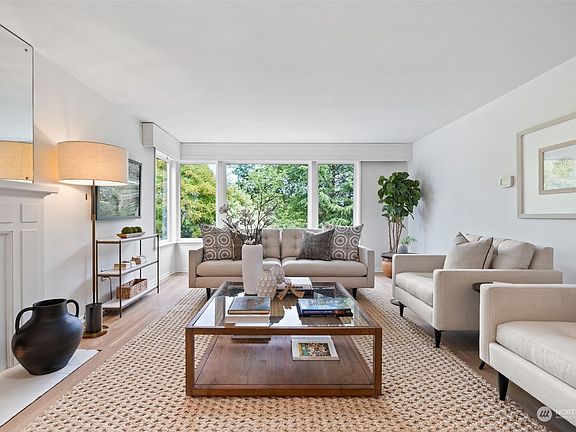 5th image of 1318 NW Woodbine Way