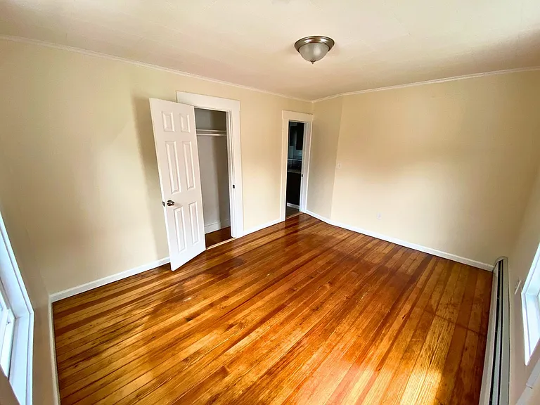 8 Frederick — Photo 12