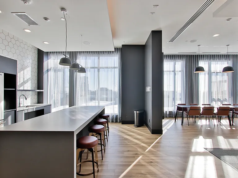 25 Nicholas Ave — Photo 18
