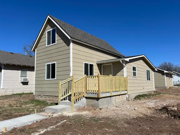 1200 N School St, Augusta, KS 67010