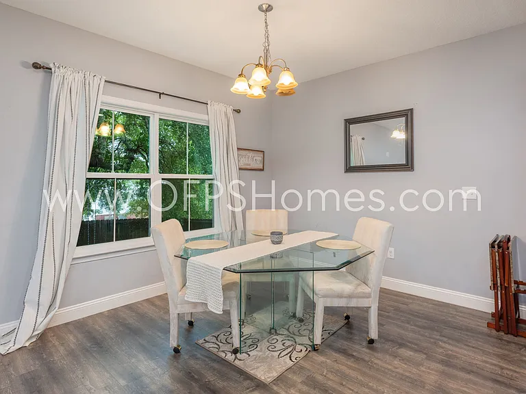 193 Johnson Ct — Photo 9