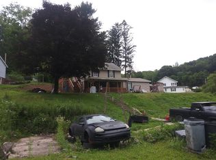 74 Lower Booth Rd, Morgantown, WV 26501