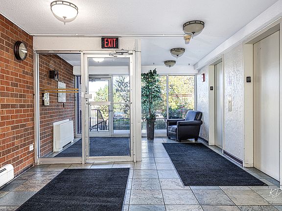 3rd image of 2200 S Stewart Ave APT 5D