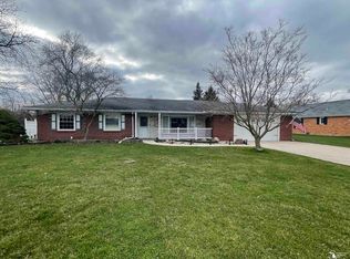 6393 Hawthorne Rd, Ottawa Lake, MI 49267